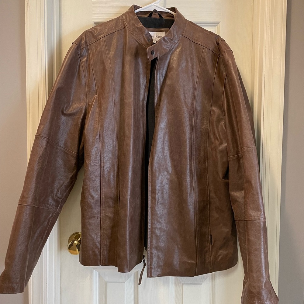 Calvin Klein mens brown leather jacket. XL.